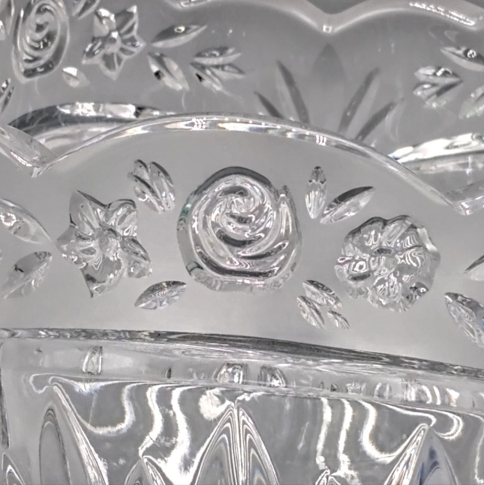 Oneida Southern Garden Crystal Candy Dish Frosted Rose Petal Bowl Vintage - Picture 5 of 8